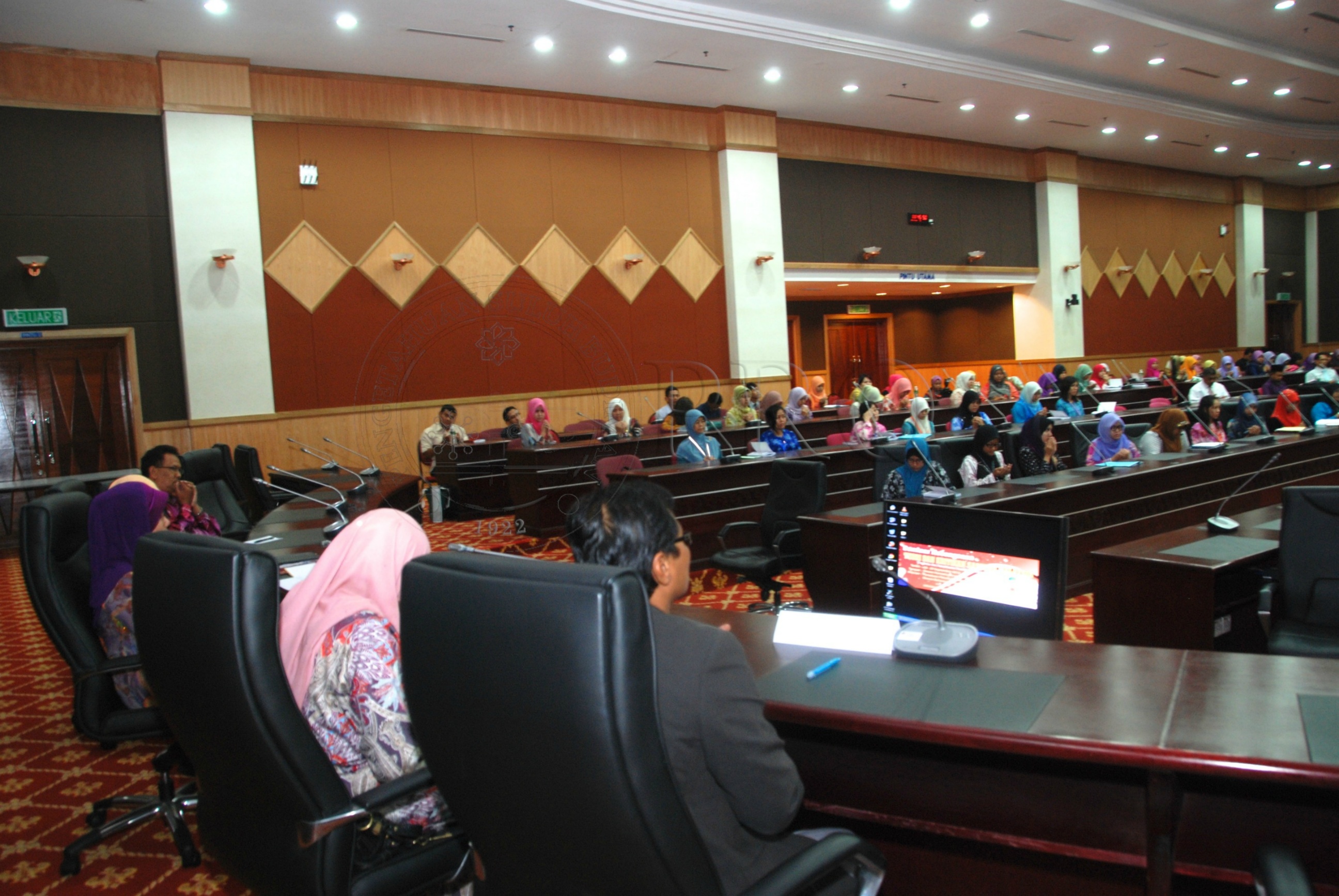 PRO 12 118 sastera DSC 5665